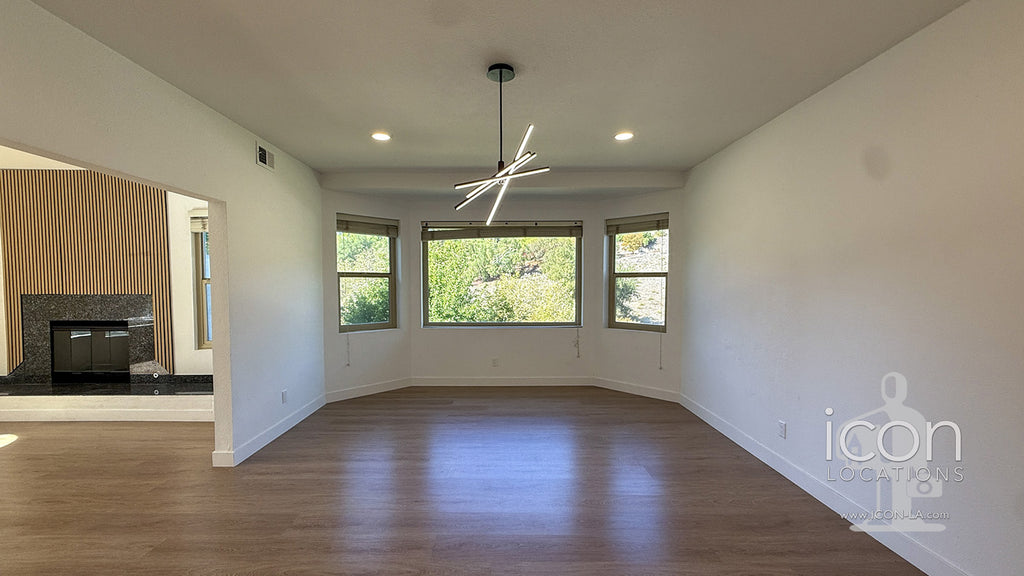 Contemporary - CONT2053