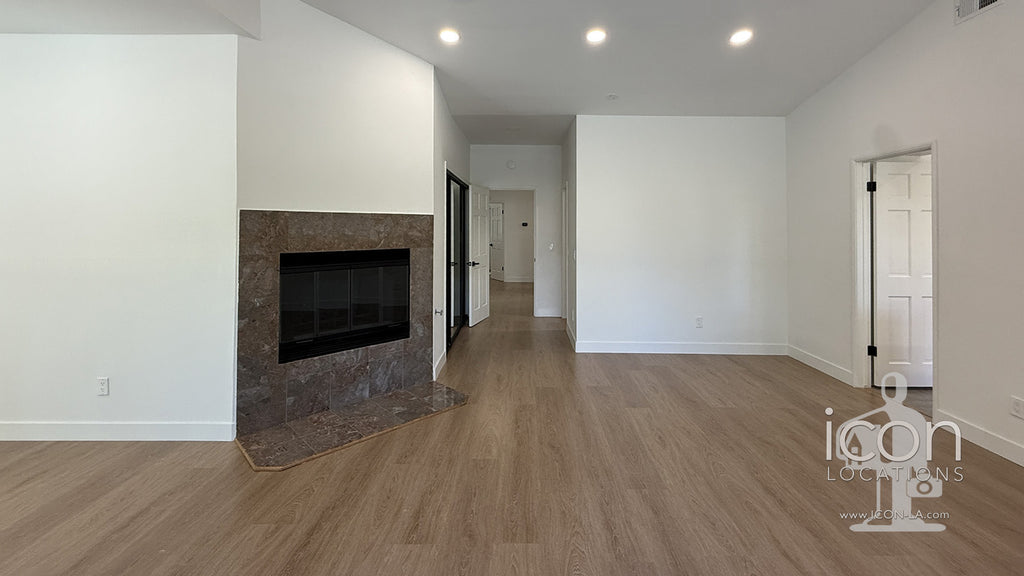 Contemporary - CONT2053