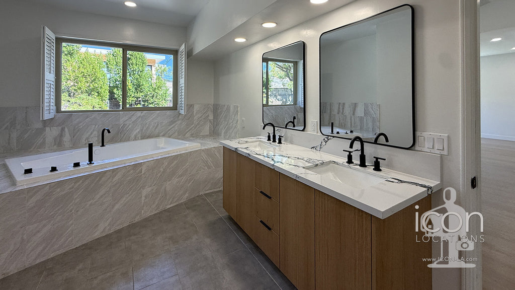 Contemporary - CONT2053