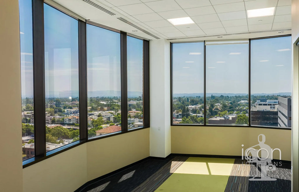 COMM3992 - Offices/Penthouse/Roof Deck