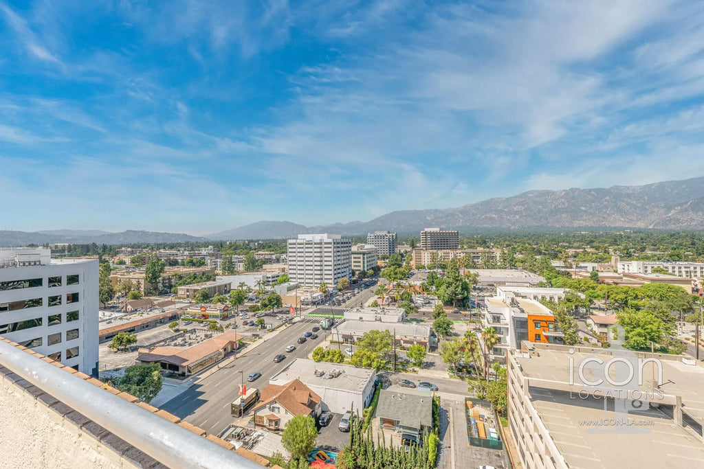 COMM3992 - Offices/Penthouse/Roof Deck