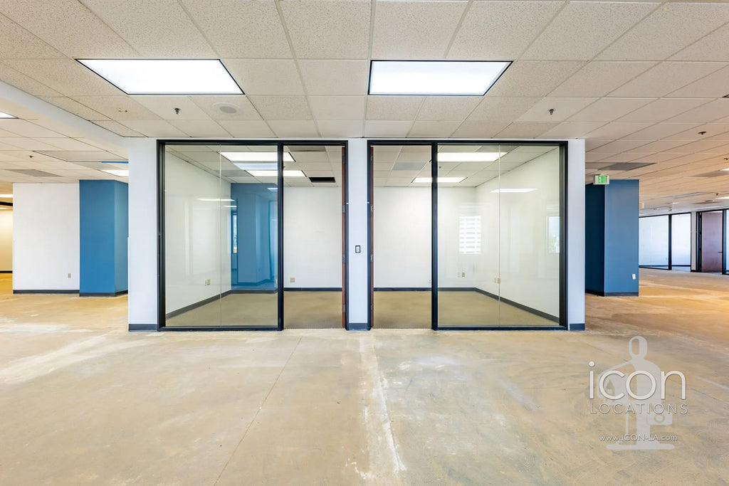 COMM3992 - Offices/Penthouse/Roof Deck