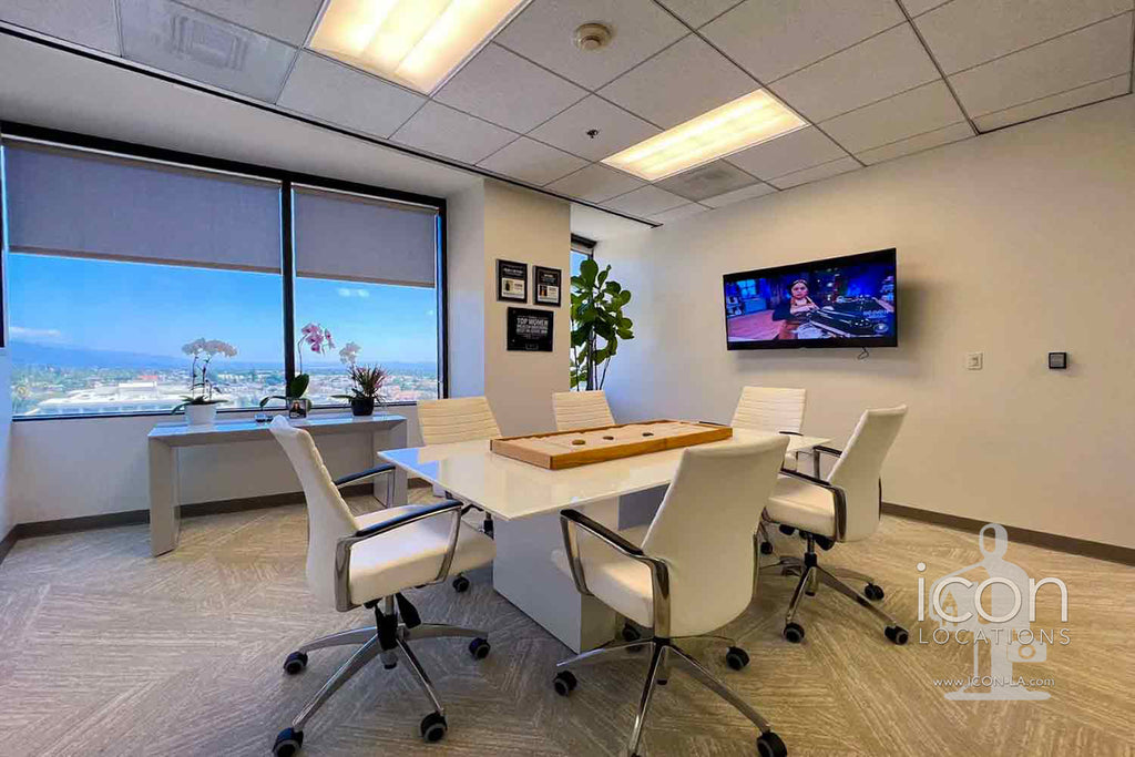 COMM3992 - Offices/Penthouse/Roof Deck