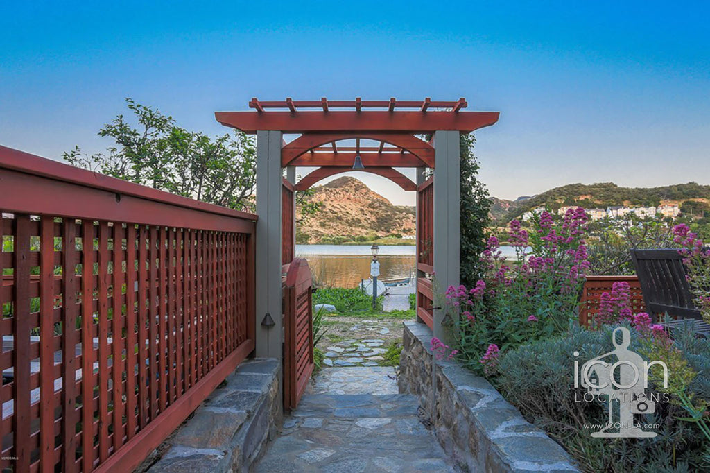 Lake Dock - LAKE2006