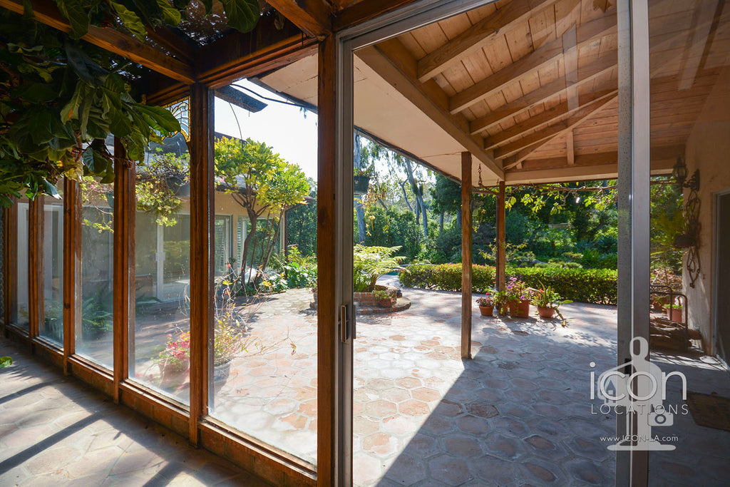 Mid Century - MID2073