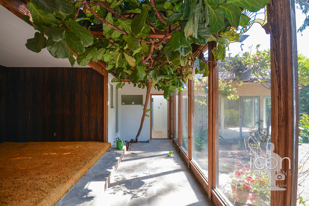 Mid Century - MID2073