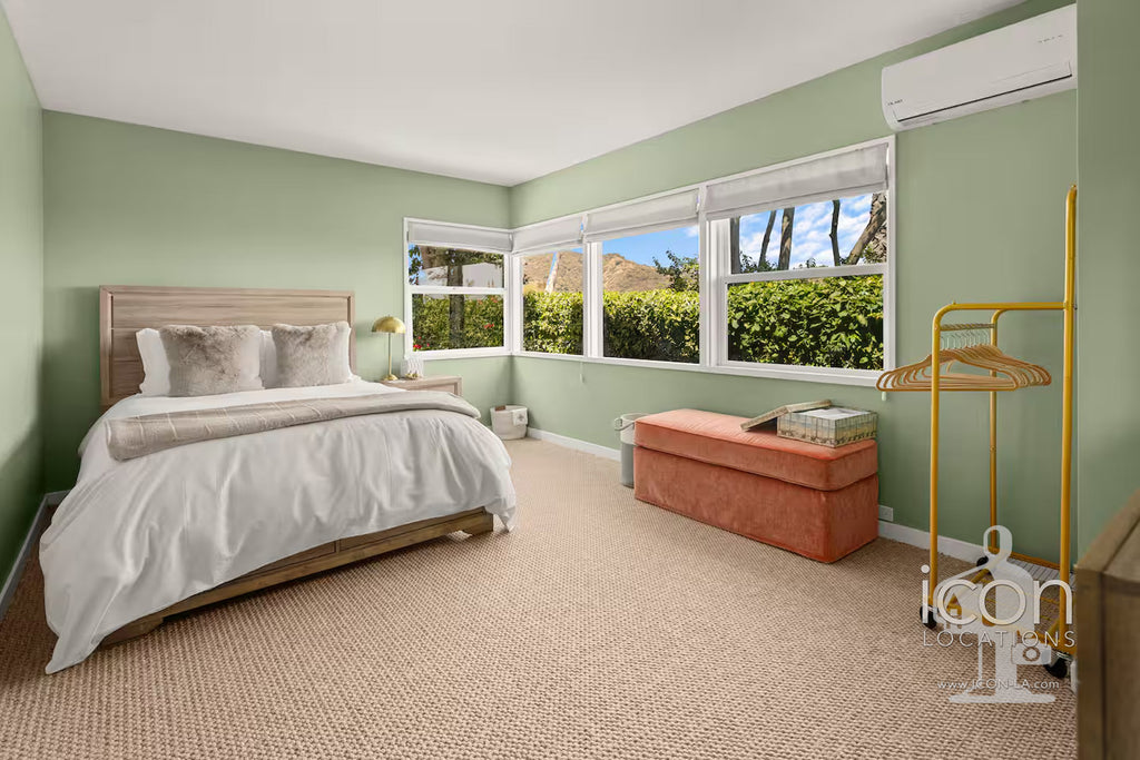 Mid Century - MID2074