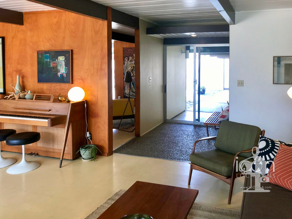 Mid Century - MID2075