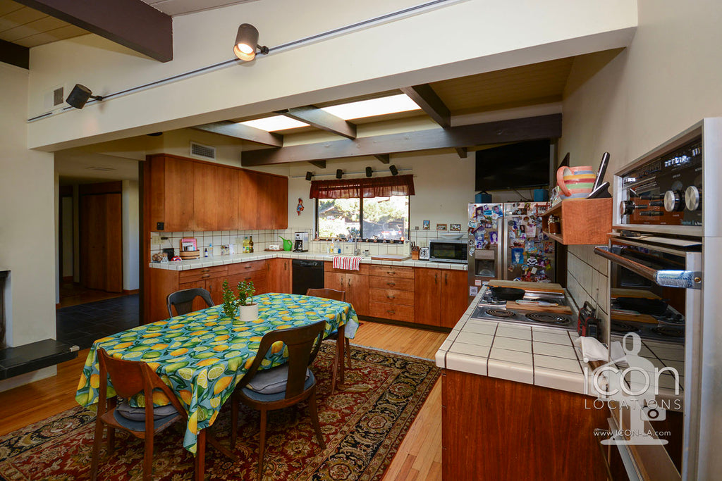 Mid Century - MID2077