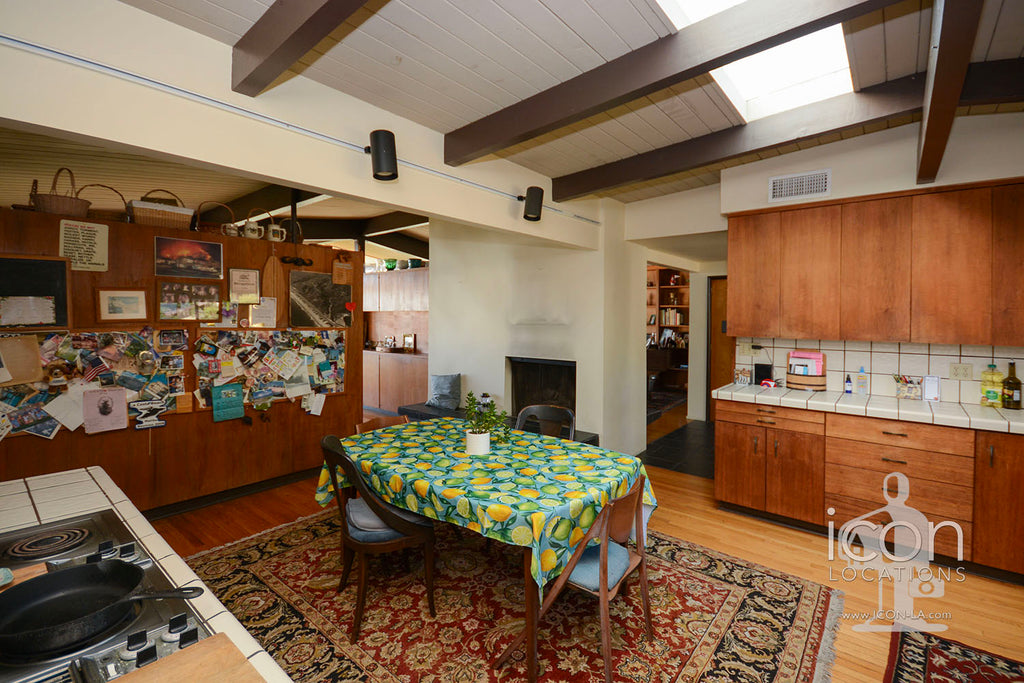 Mid Century - MID2077