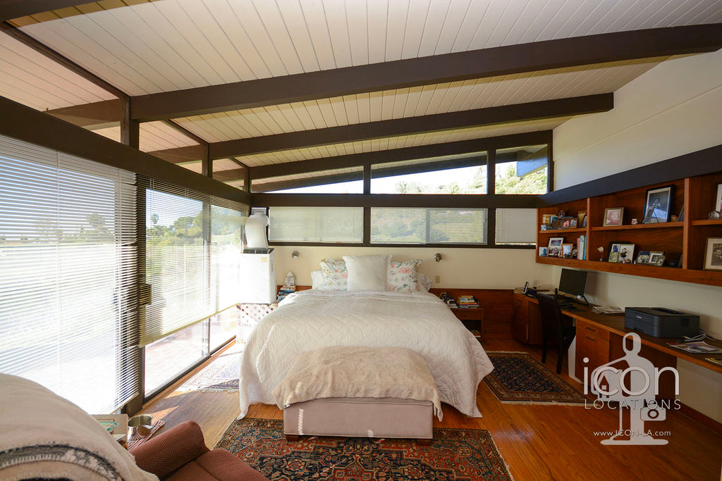 Mid Century - MID2077