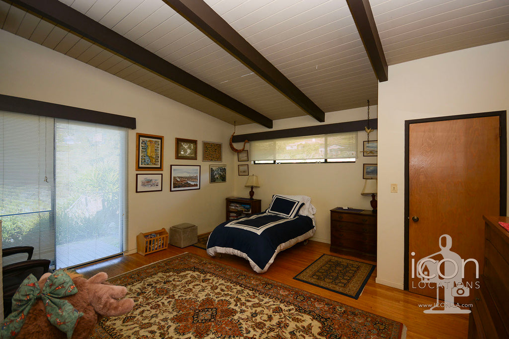 Mid Century - MID2077