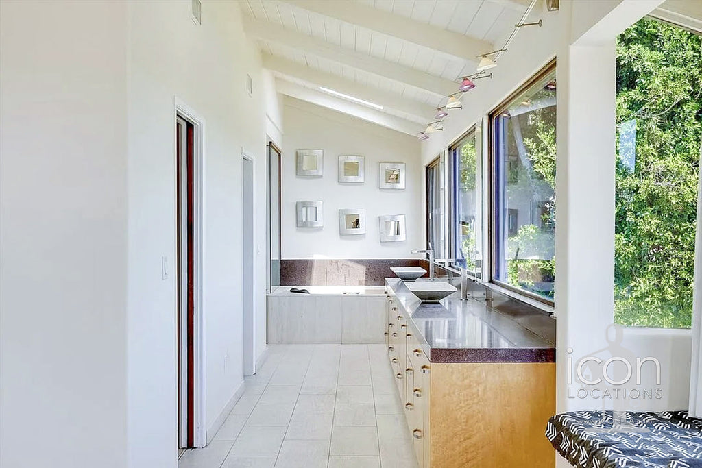 Contemporary - MID2086