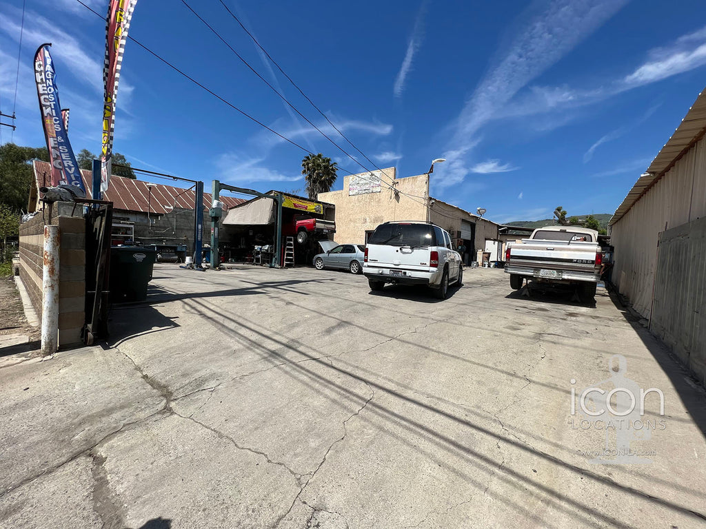 Auto Yard / Movie Ranch-RA3164-1