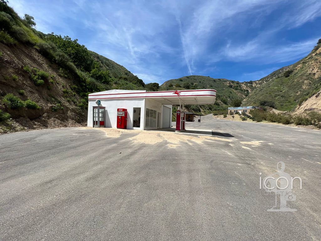 Auto Yard / Movie Ranch-RA3164-1