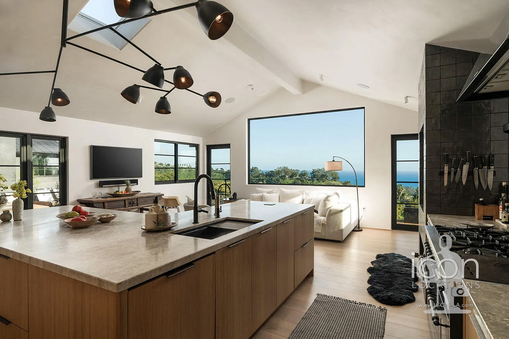 Carpinteria Modern Ranch - RA3207