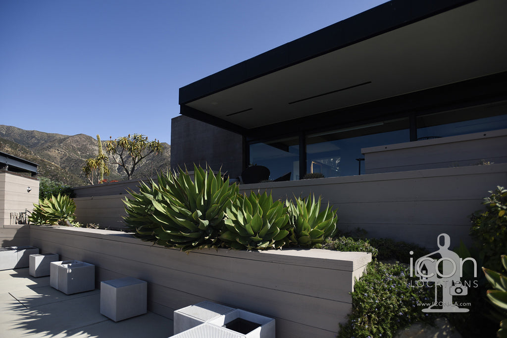 Santa Barbara Modern - SB3007