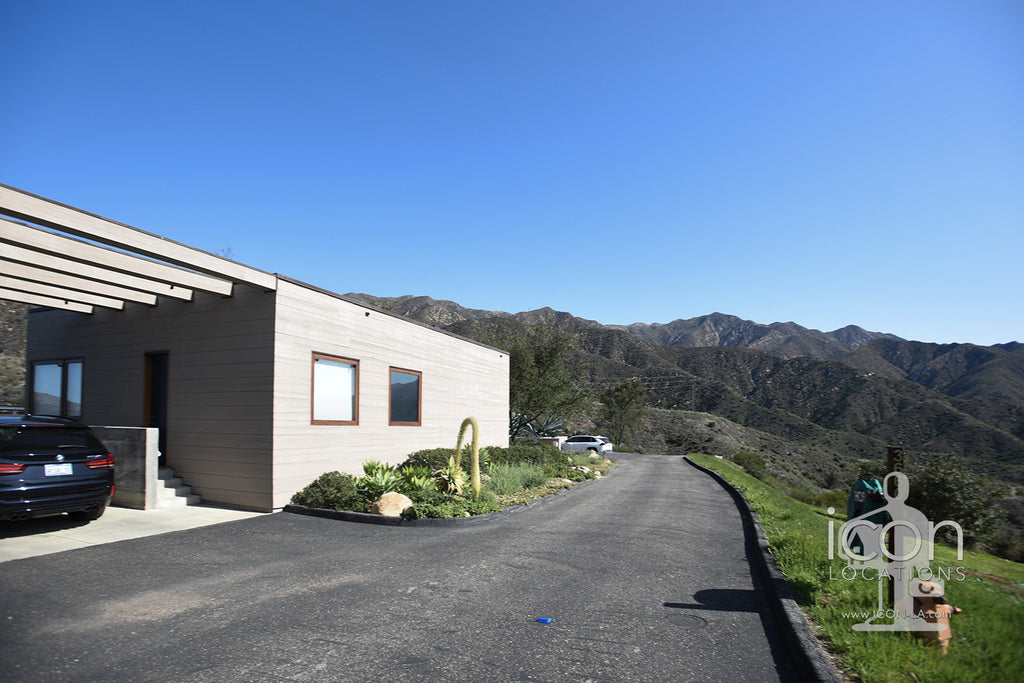 Santa Barbara Modern - SB3007