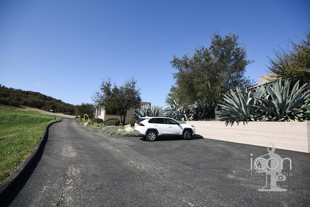 Santa Barbara Modern - SB3007