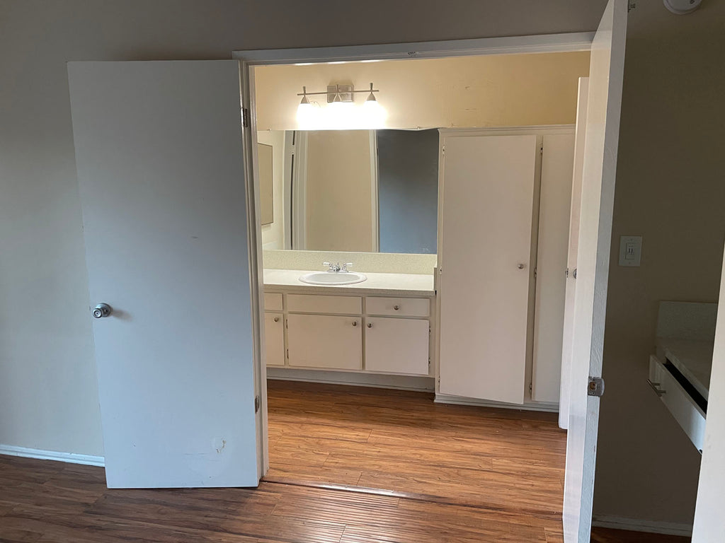 Apartments - APT2009