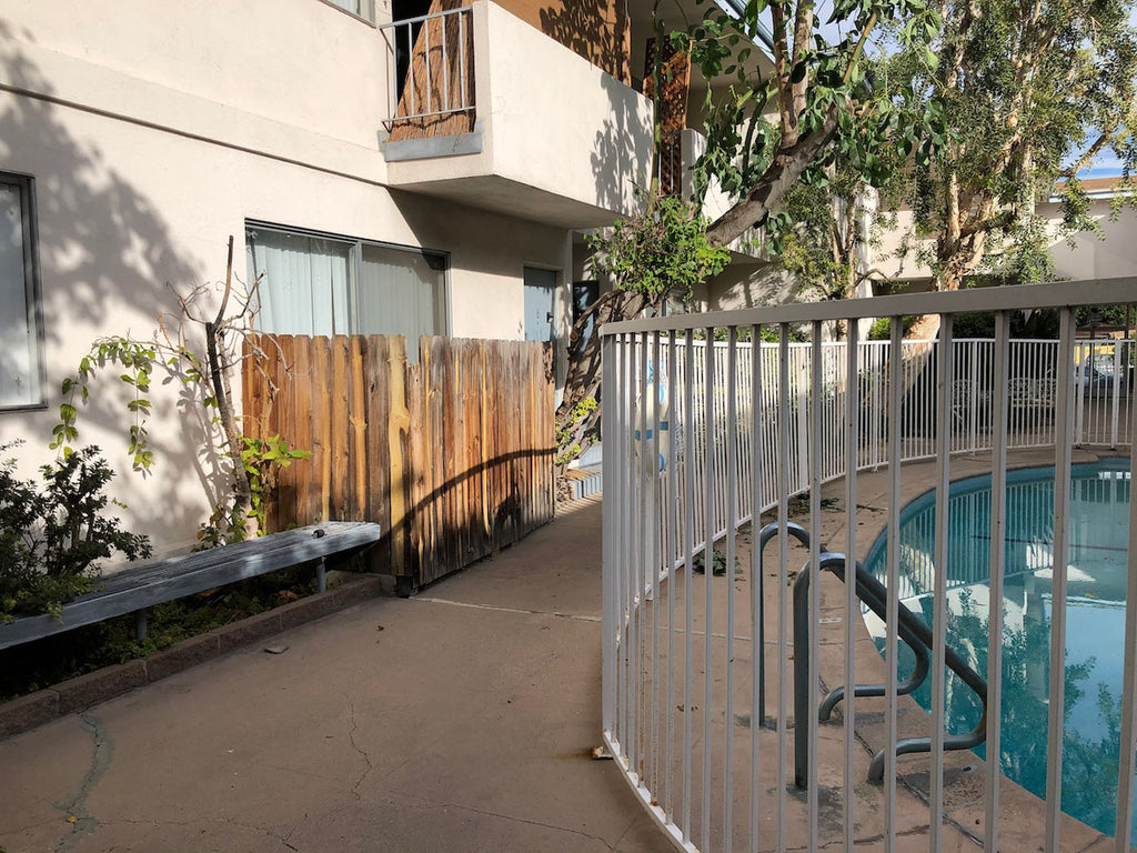 Apartments - APT2012