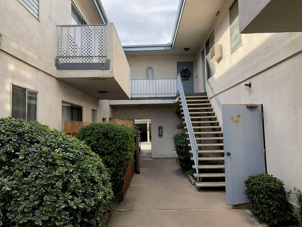 Apartments - APT2012