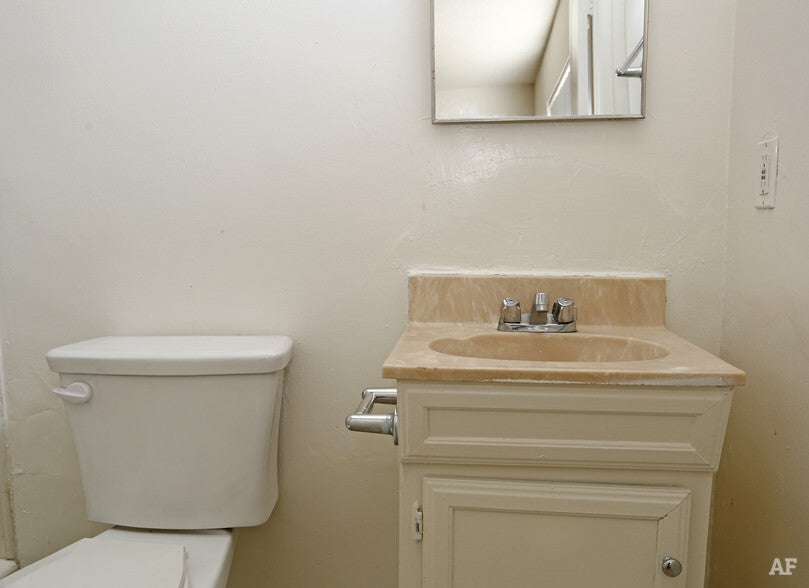 Apartments - APT2013