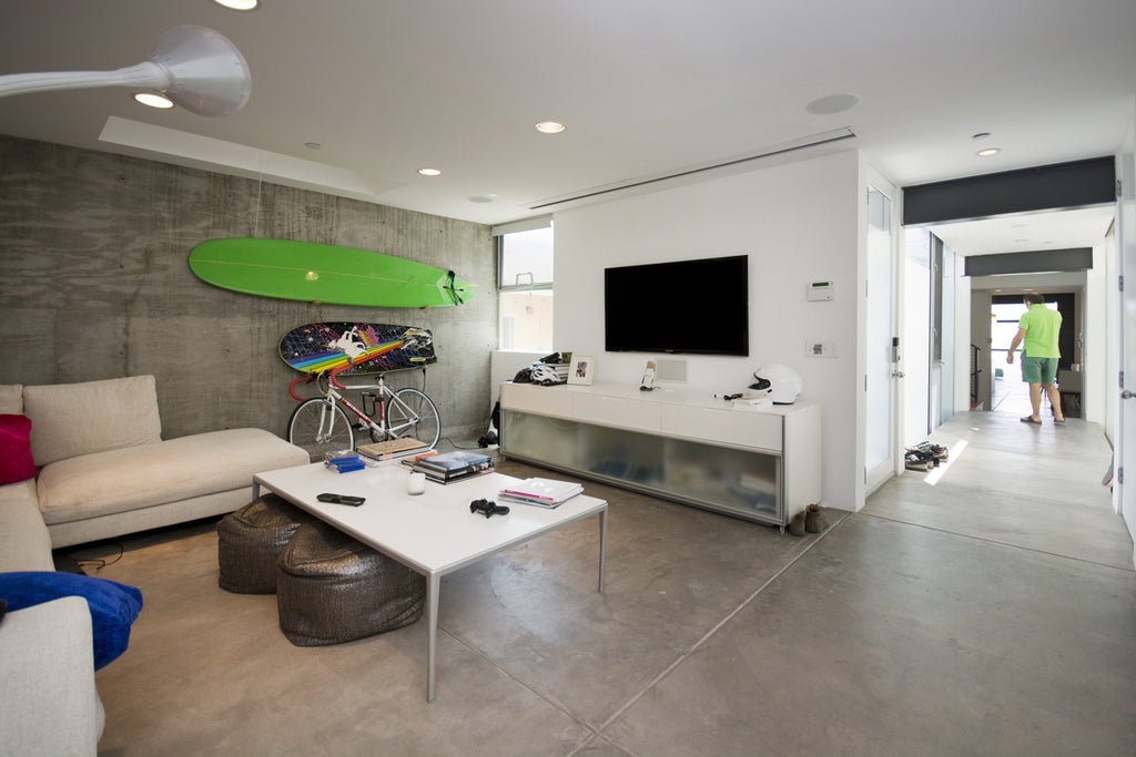 ICON Film Locations, ICON Lifestyles, - For Filming or Lease, Modern Beach House with Floor to Ceilings Windows, Cat walk, Scenic views, Multiple Levels, On the Sand