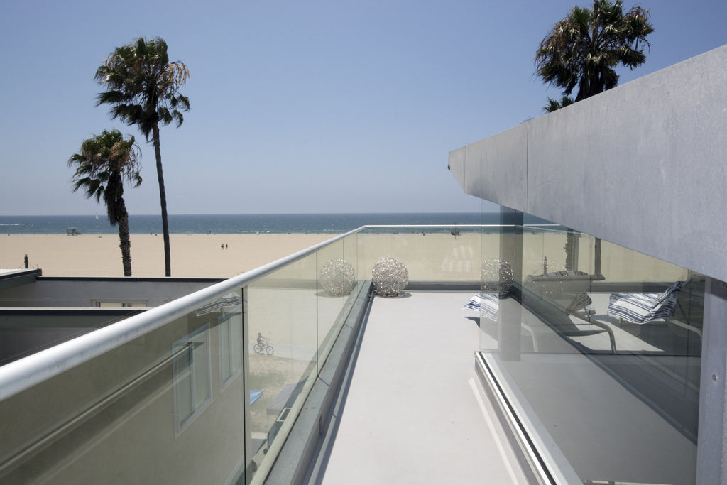 ICON Film Locations, ICON Lifestyles, - For Filming or Lease, Modern Beach House with Floor to Ceilings Windows, Cat walk, Scenic views, Multiple Levels, On the Sand