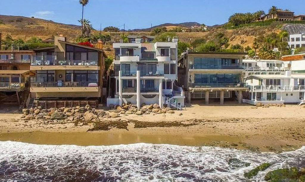 Beach House - BH3074