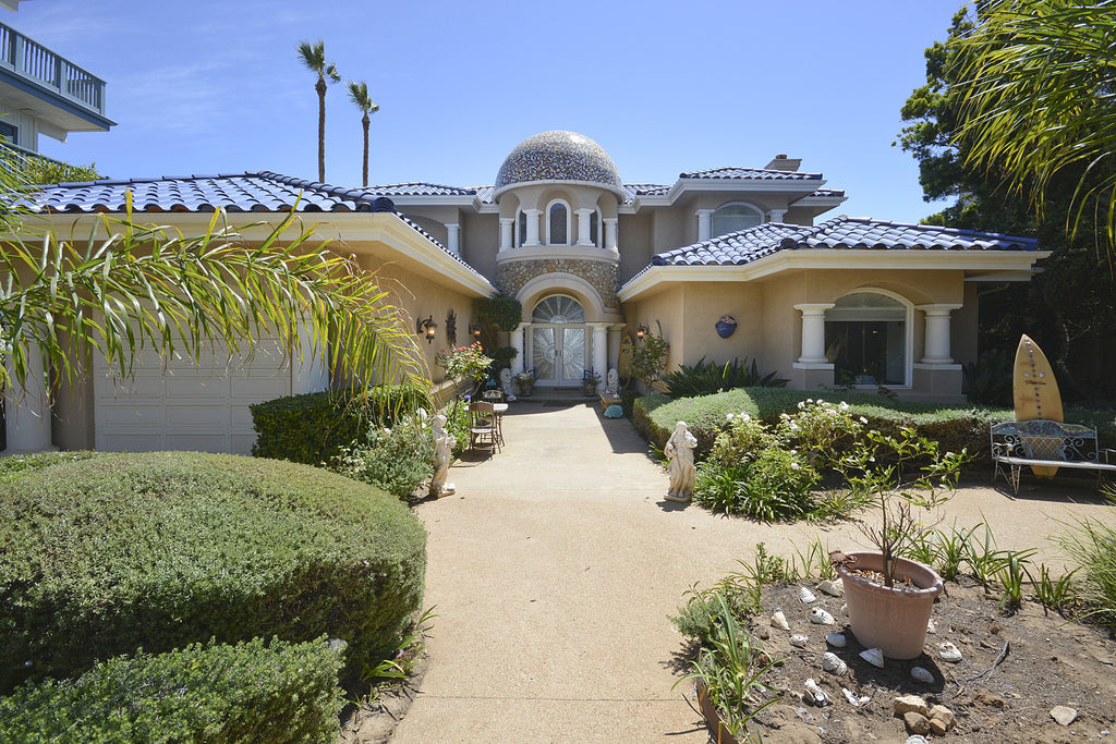 Beach House - BH3083