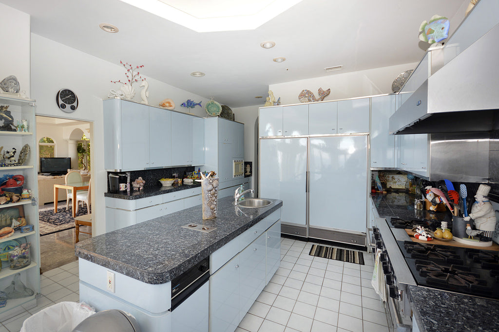 Beach House - BH3083