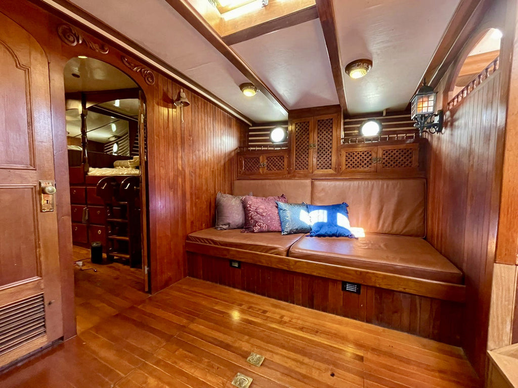 Sail Boat - BOAT2011