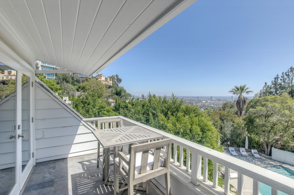 Modern Colonial - CO2040