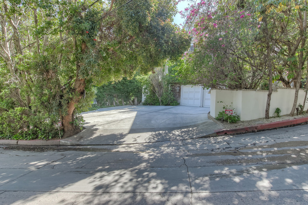 Modern Colonial - CO2040