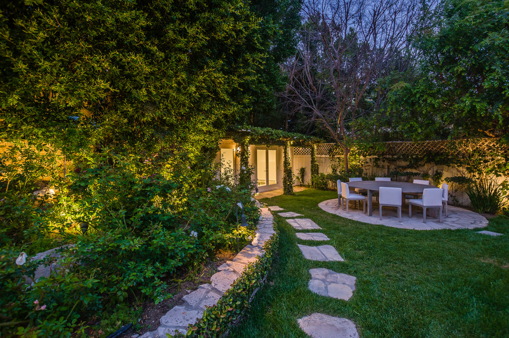 Modern Colonial - CO2040