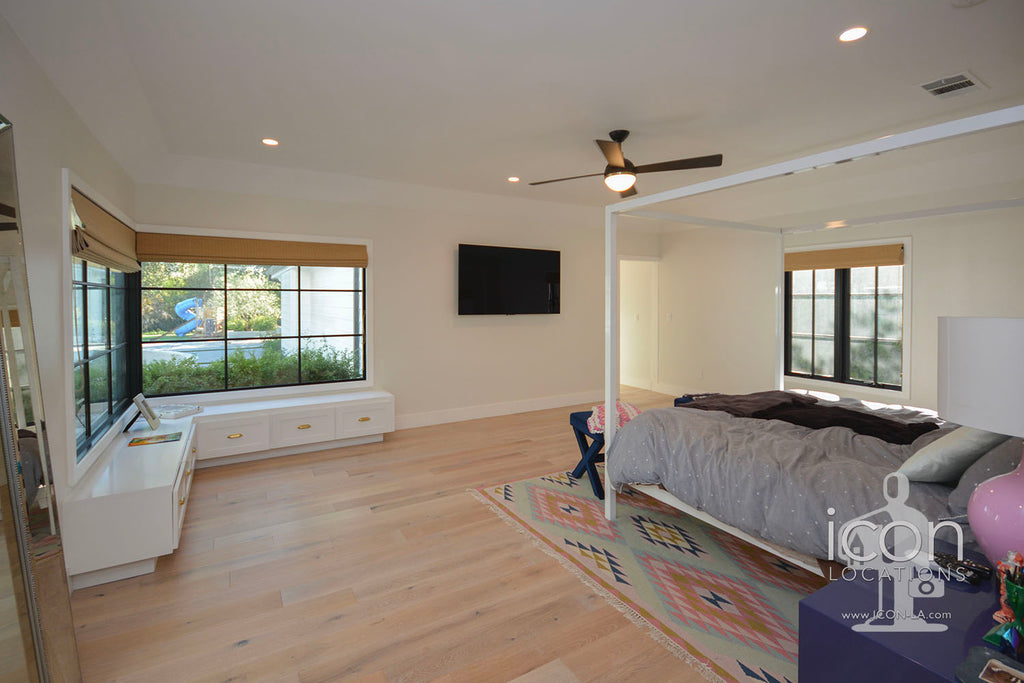 Modern Colonial - COLO2039