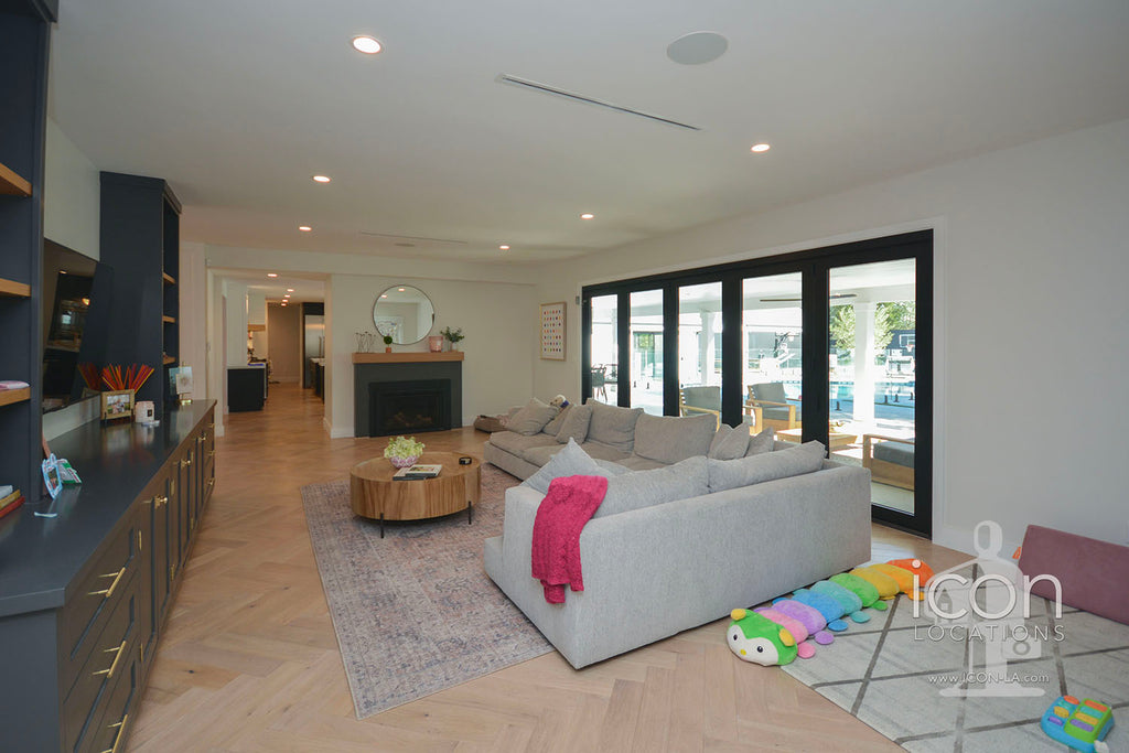 Modern Colonial - COLO2039