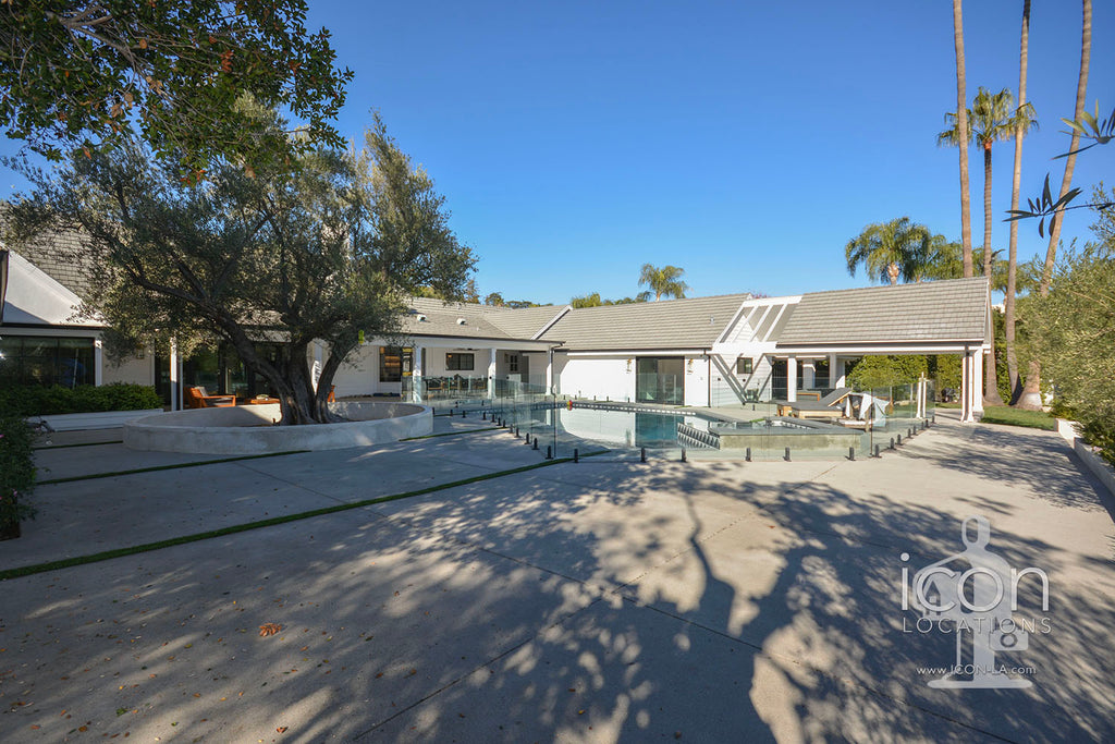 Modern Colonial - COLO2039