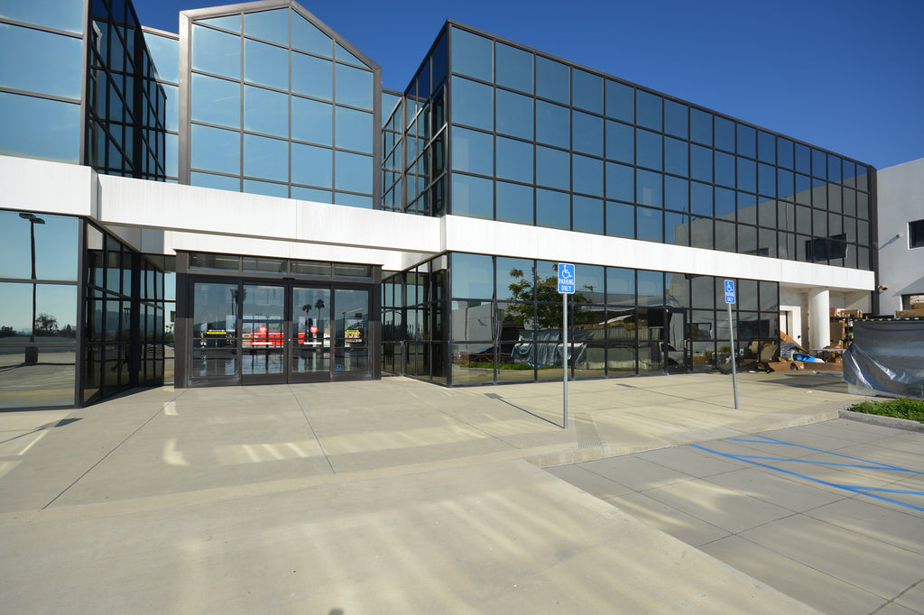 Car Dealership- COMM2043 - Car Dealership, Offices, Garage