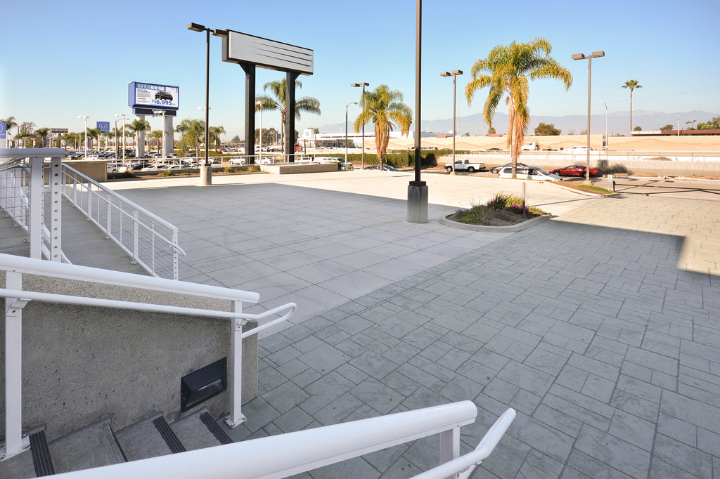 Car Dealership- COMM2043 - Car Dealership, Offices, Garage