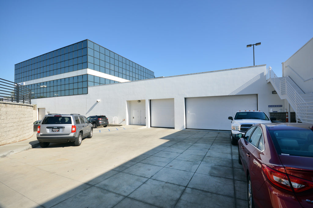 Car Dealership- COMM2043 - Car Dealership, Offices, Garage