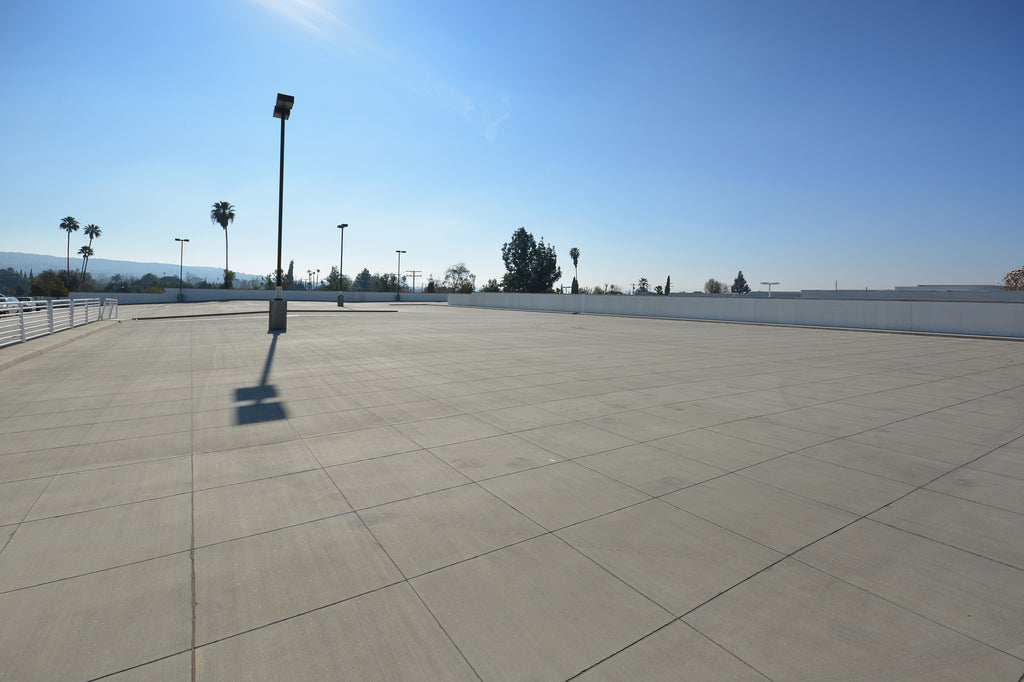 Car Dealership- COMM2043 - Car Dealership, Offices, Garage