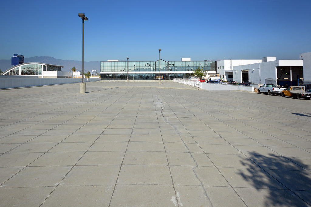 Car Dealership- COMM2043 - Car Dealership, Offices, Garage