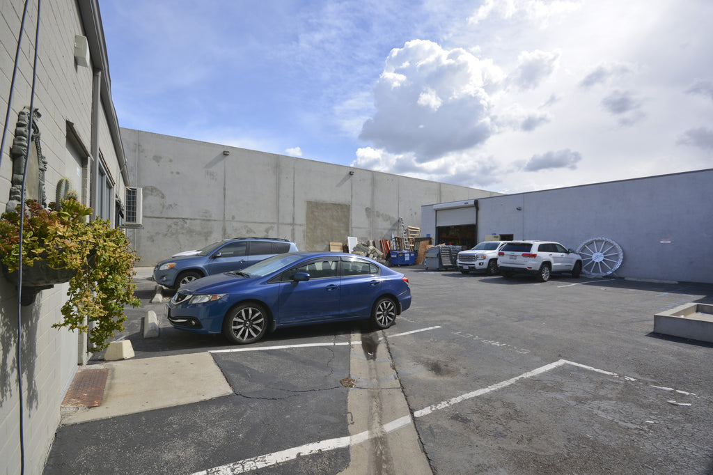 COMM2050 - Art Gallery / Warehouse
