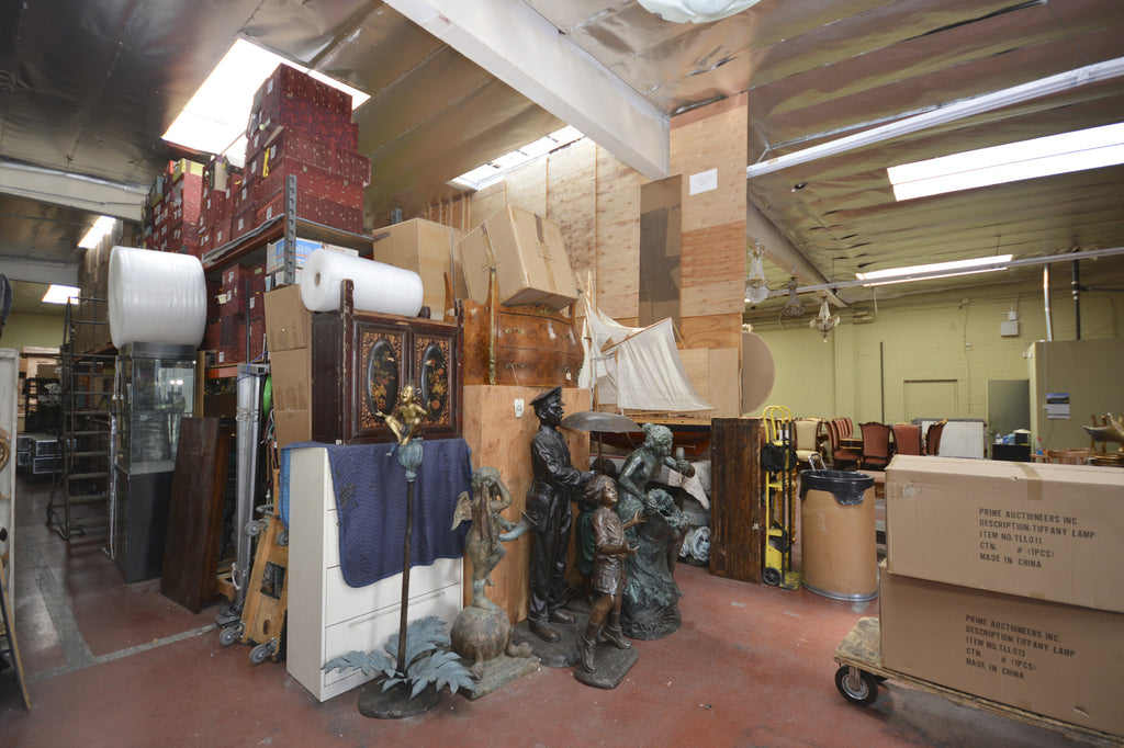 COMM2050 - Art Gallery / Warehouse