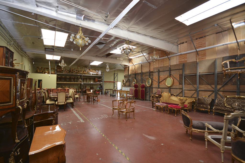 COMM2050 - Art Gallery / Warehouse