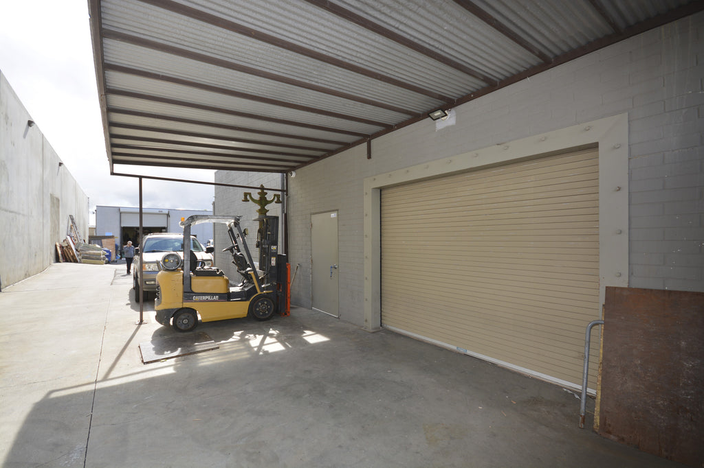 COMM2050 - Art Gallery / Warehouse