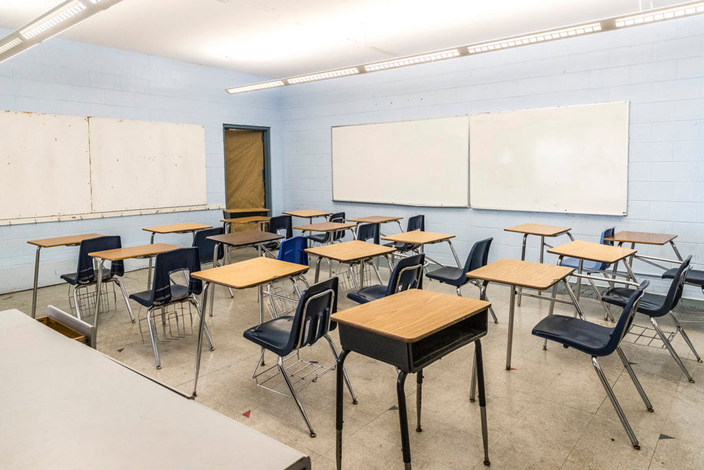 Commercial - COMM2051 - School