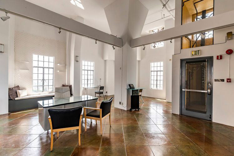 Lofts & Storefront- COMM2052